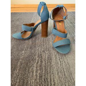 X2B Jean Sandals, NWOT, size 8, 4.5" heel